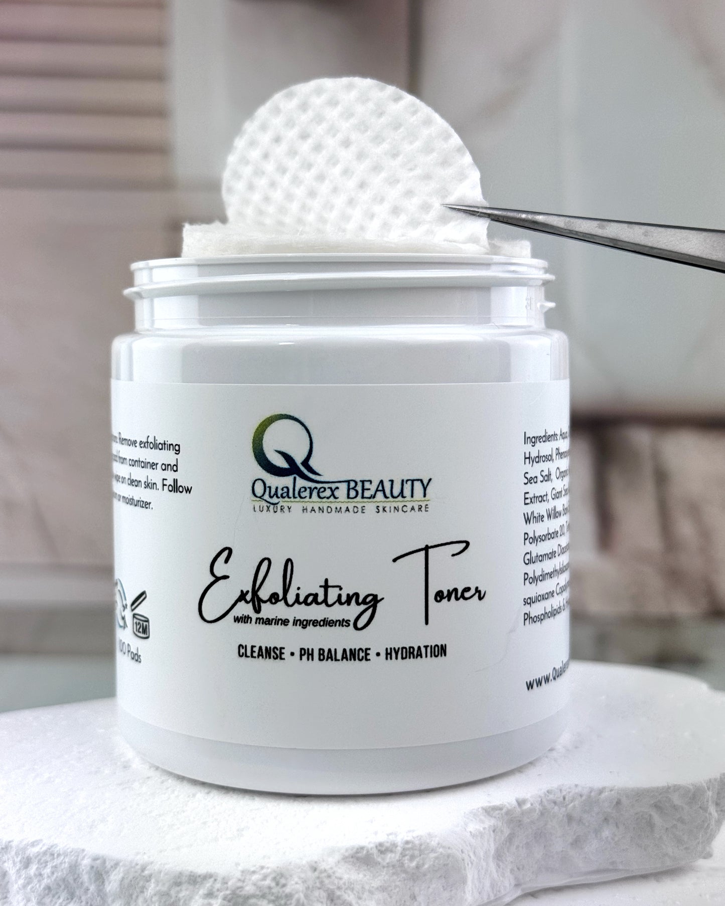 Exfoliating Facial Toner Pads with Marine Ingredients • Chemical & Physical Exfoliation