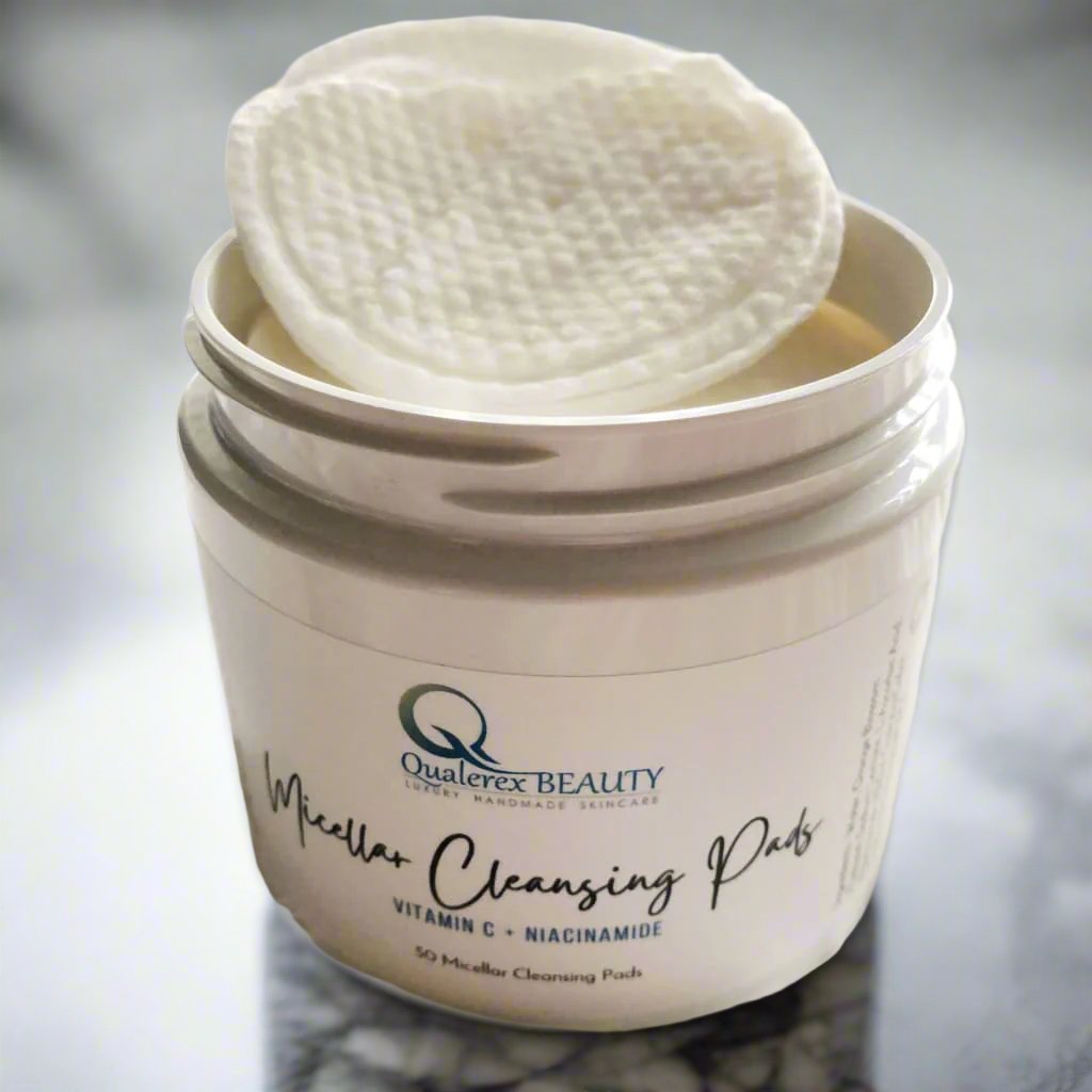 Micellar Cleansing Pads with Vitamin C & Niacinamide • Convenient Presoaked Finger Pocket Pads - Qualerex Beauty