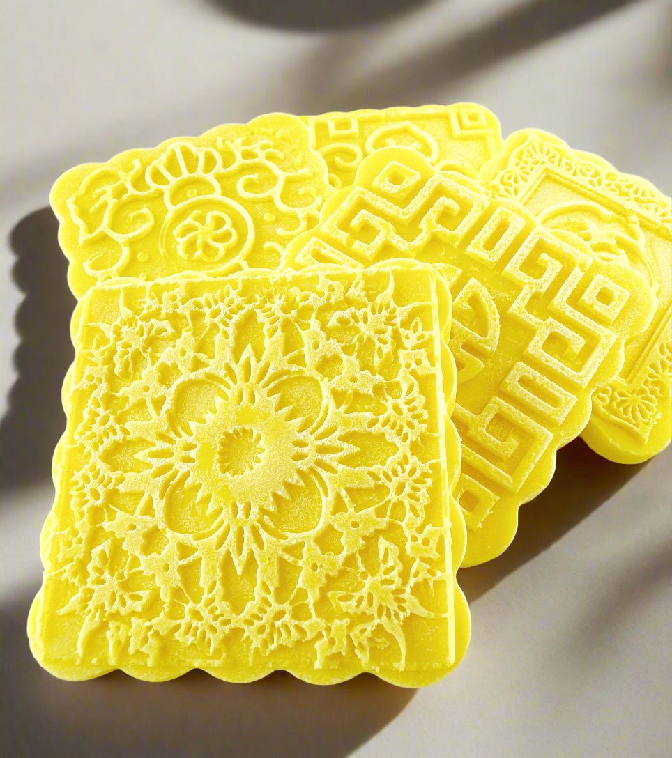 Pili Luxe Body Balm • Solid Body Moisturizer • Intense Nourishment • Dry Touch, Non - Sticky, Non - Greasy Finish and Lasting Comfort - Qualerex Beauty